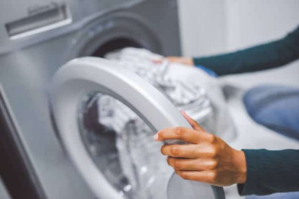 Quels sont les critères de durabilité pour une laverie automatique selon les installateurs de Villeurbanne ?
