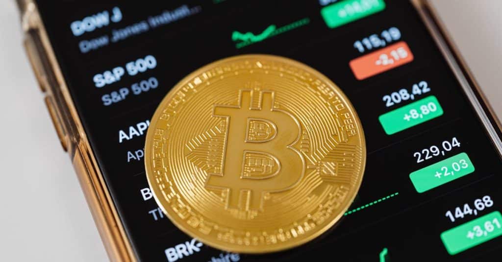 découvrez tout ce que vous devez savoir sur le bitcoin, la première cryptomonnaie décentralisée, son fonctionnement, son histoire et son impact sur l'économie mondiale.